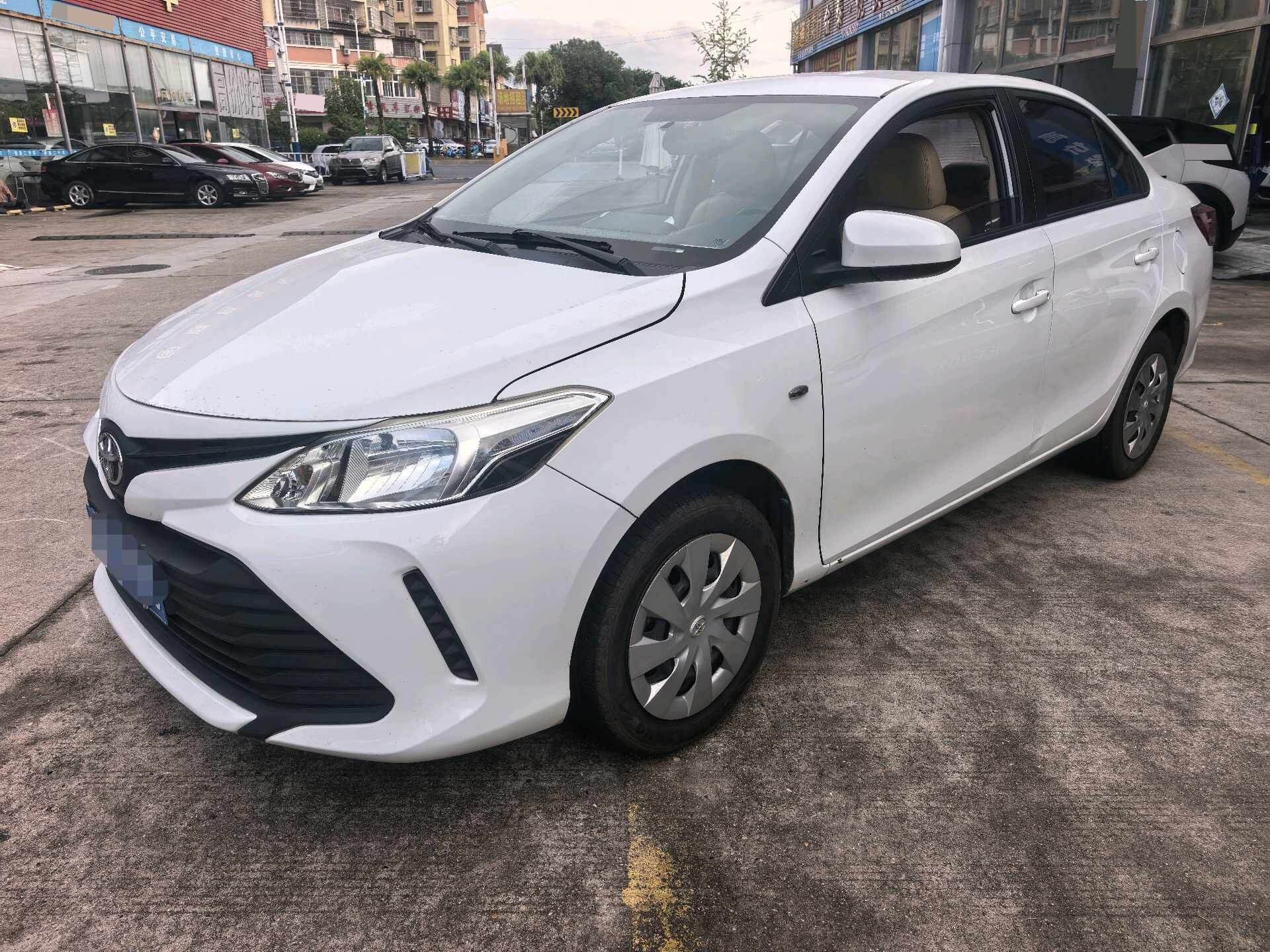 Wish 1.5 CVT Smart Edition