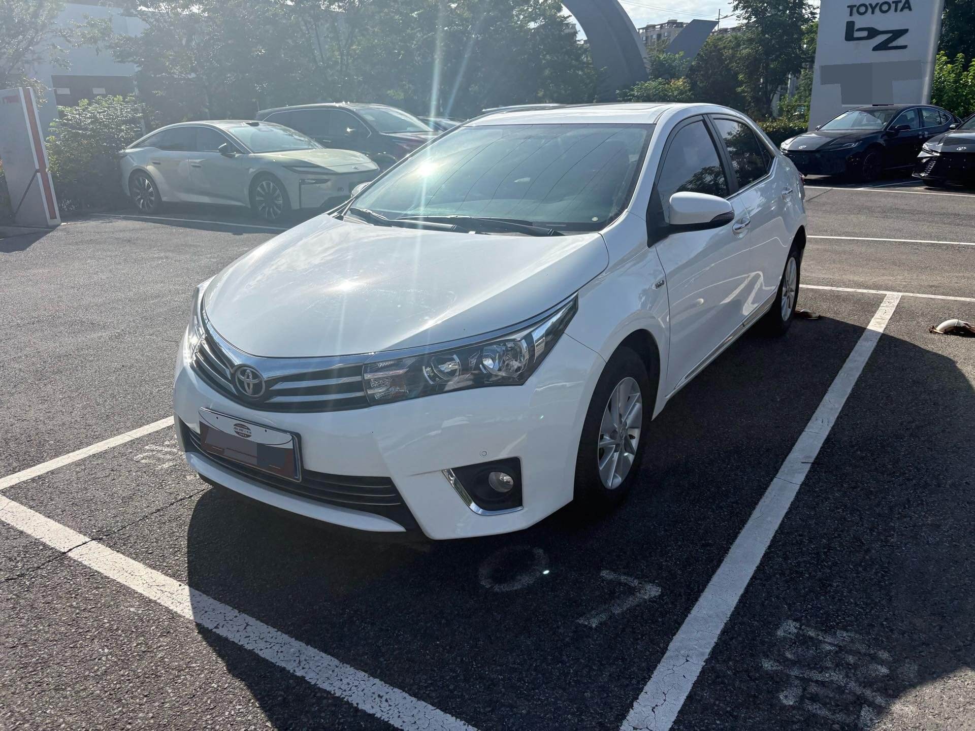 Corolla 1.6 CVT GL-i Xueba Edition