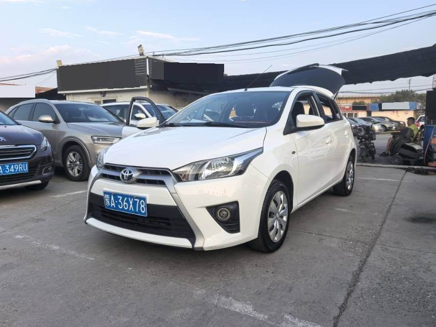 2015 Yaris L 1.5E Dynamic Edition