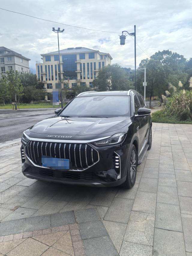 2025 X70 1.5T Beyond PRO 5-seater