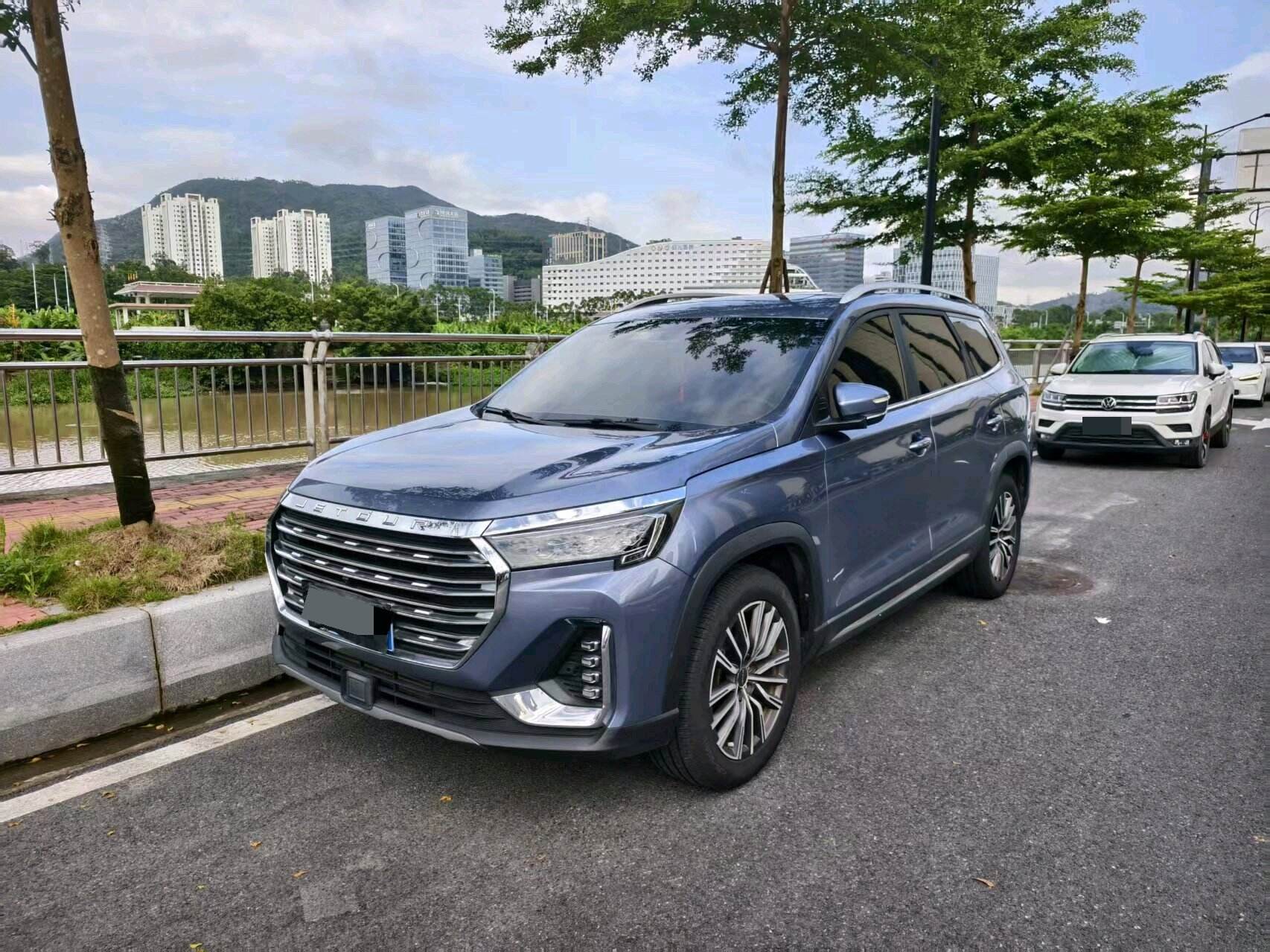 2021 X90 PLUS 1.6TD Yidong 7-seat