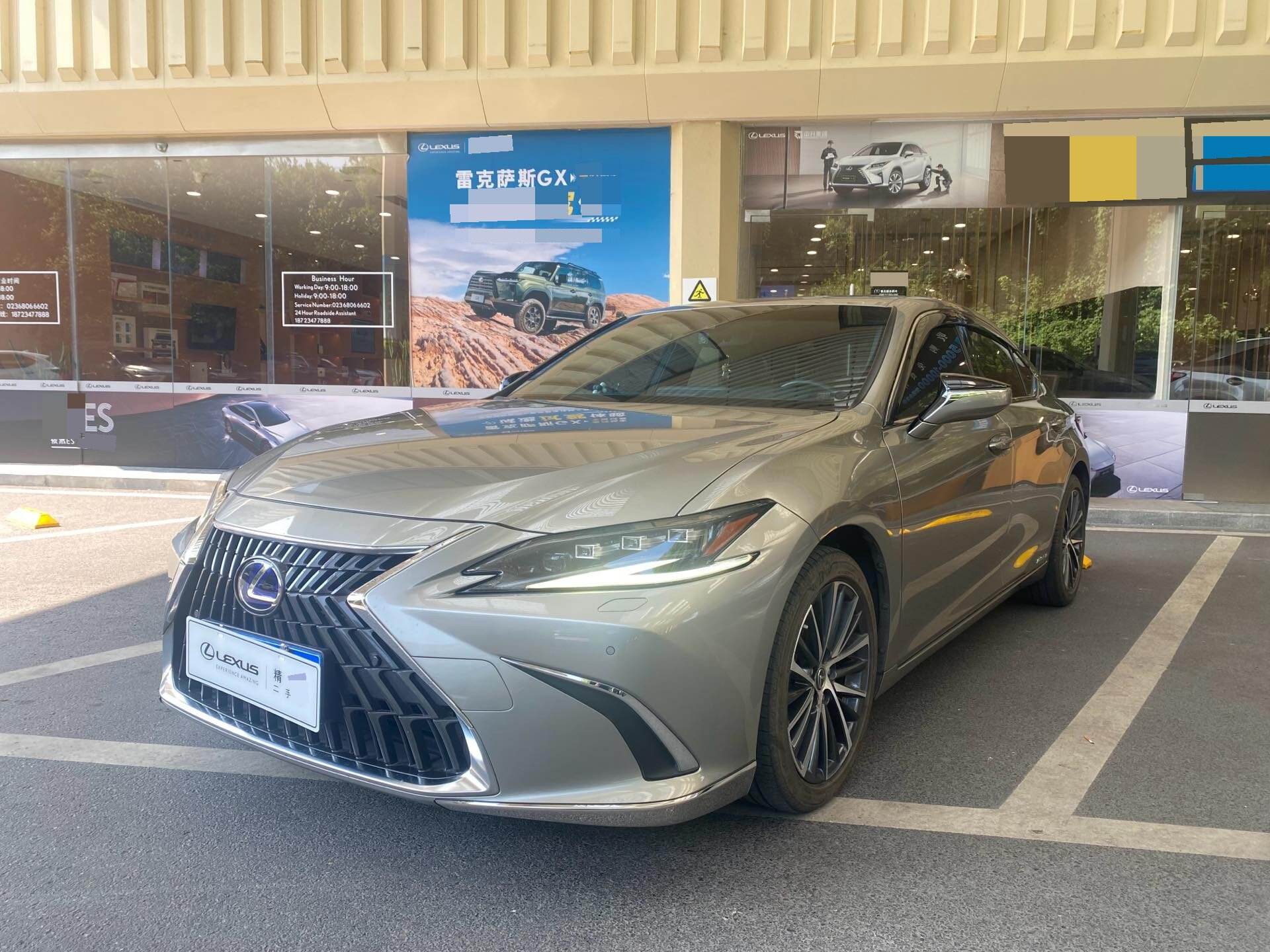 ES300h 2.5 CVT Premium