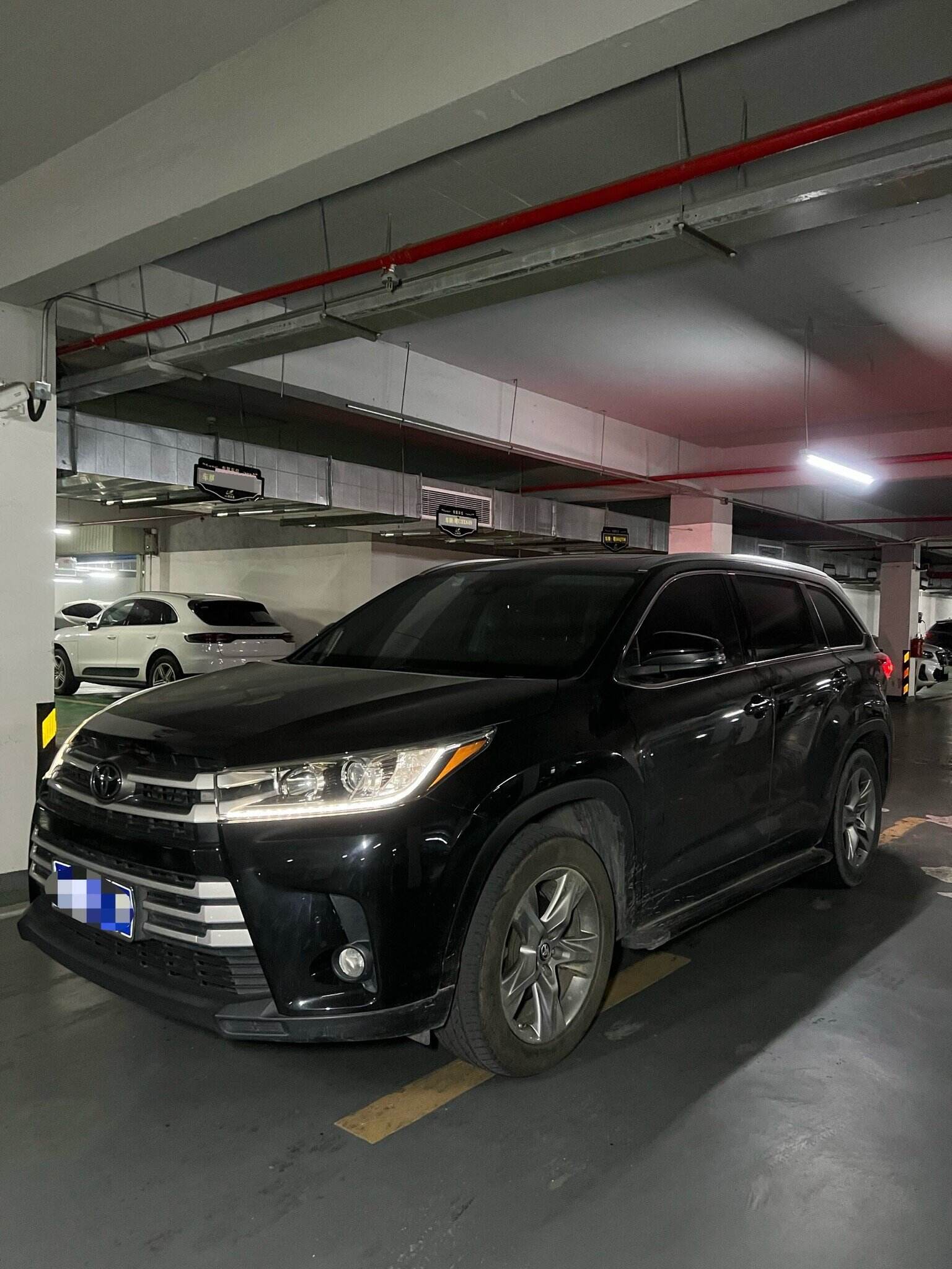 Highlander 2.0T 2WD Luxury Edition 7-Seater
