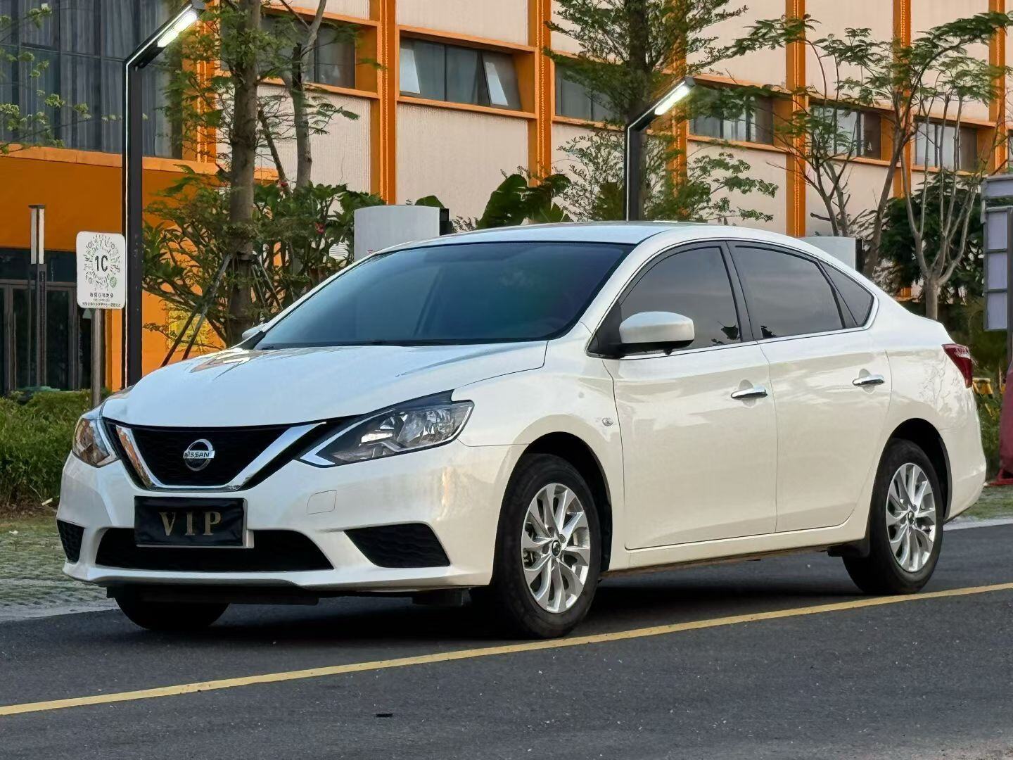 Sylphy Classic 1.6 CVT XE Comfort Edition