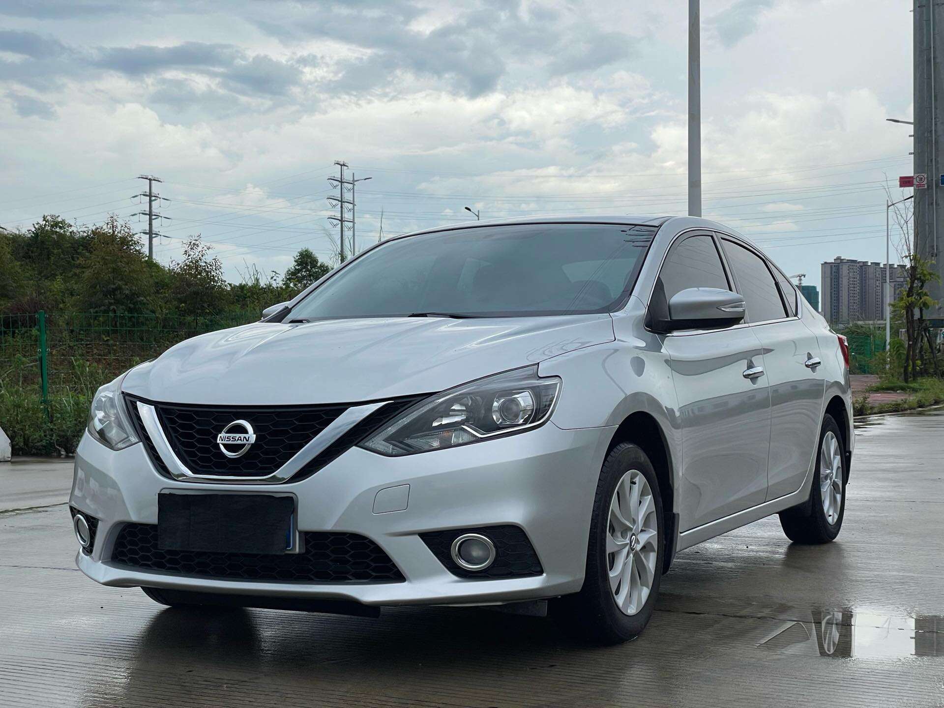 Yiyan 1.6 CVT XE Intelligent Luxury Edition