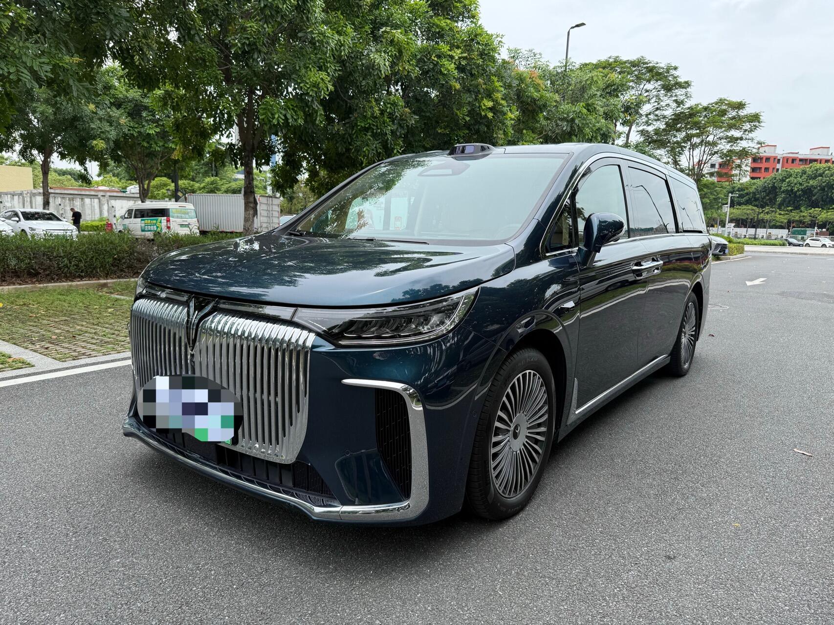 Yidong PHEV 1.5T AWD Premium Qun Kun Edition