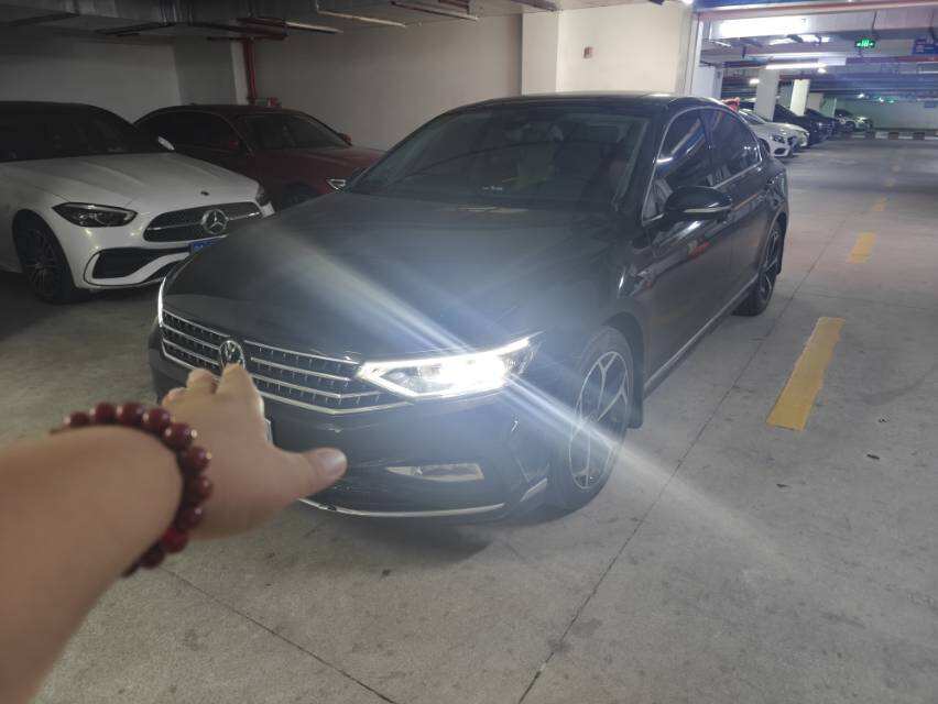 2023 Magotan 2.0TSI 330TSI 200 Ten Thousand Vehicles Commemorative Luxury Edition