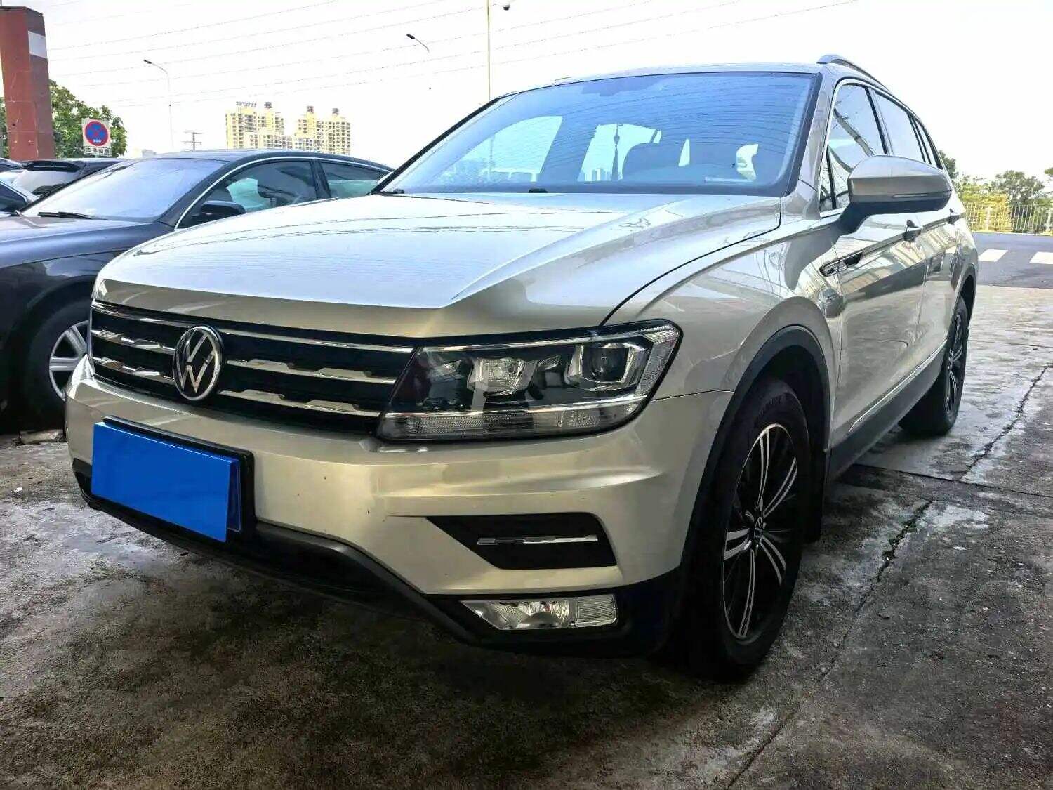 2021 Tuguan L 2.0TSI 330TSI 2WD Smart Edition