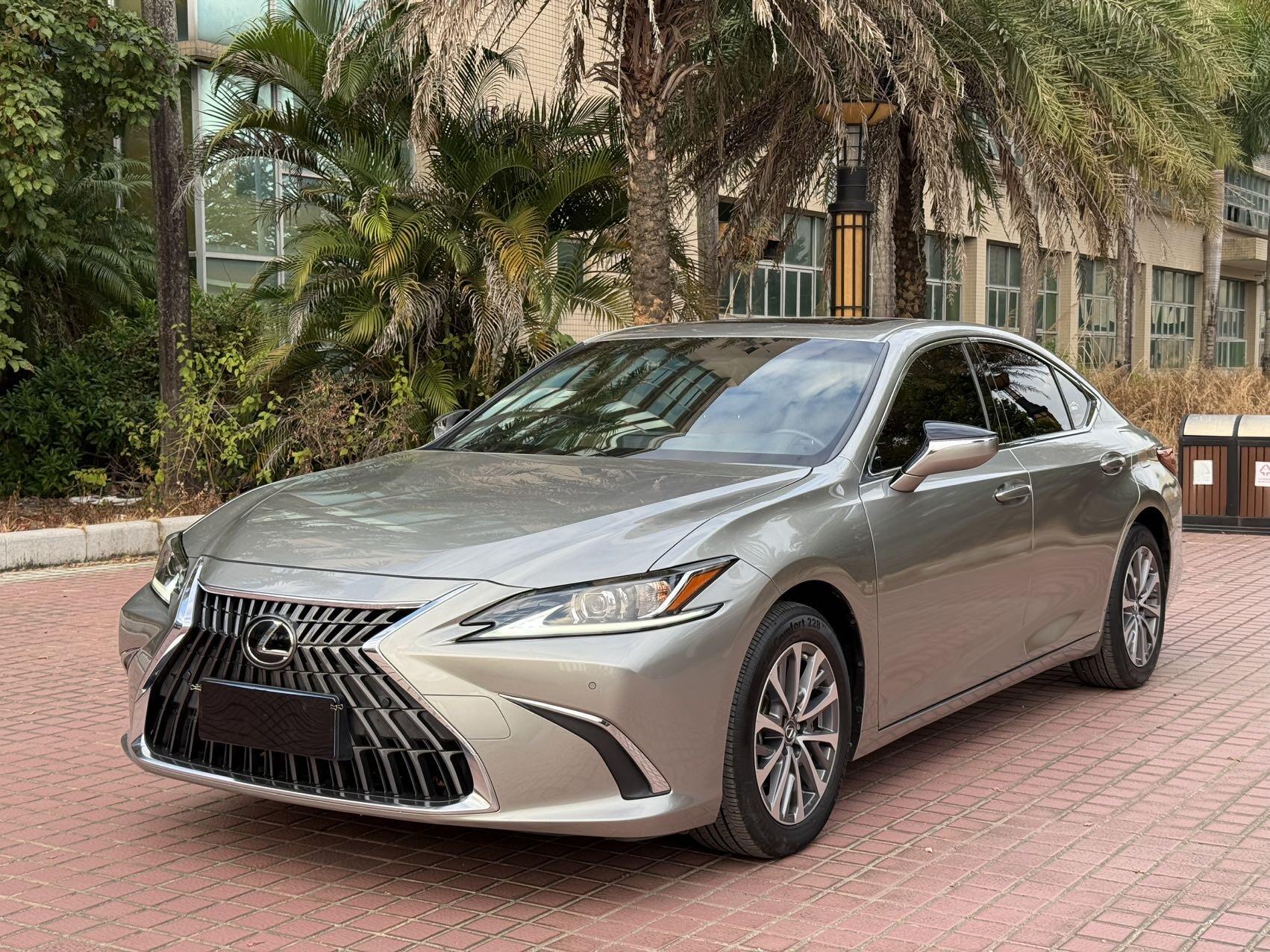 2022 ES200 2.0 CVT Excellence Edition