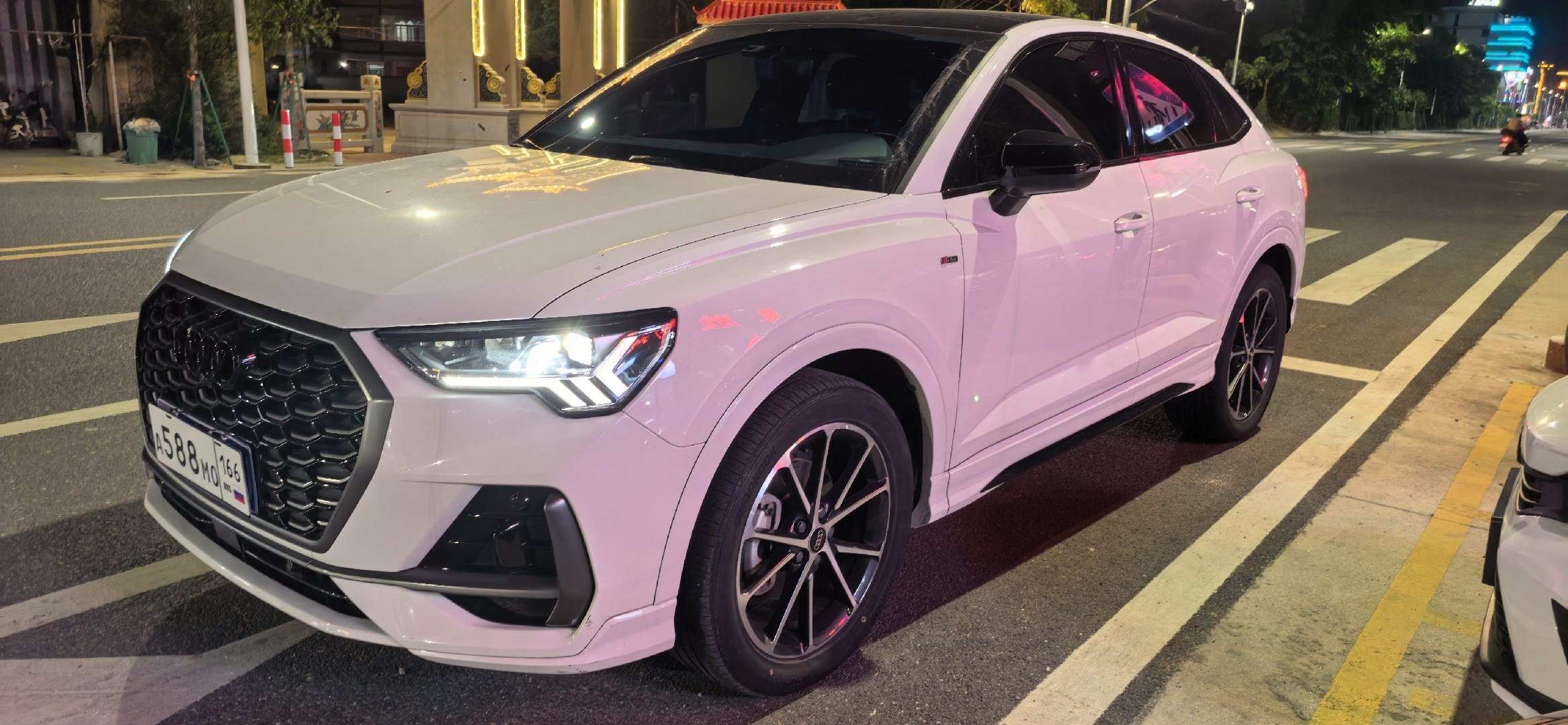 2024 Q3 Sportback 2.0TFSI 40TFSI Style