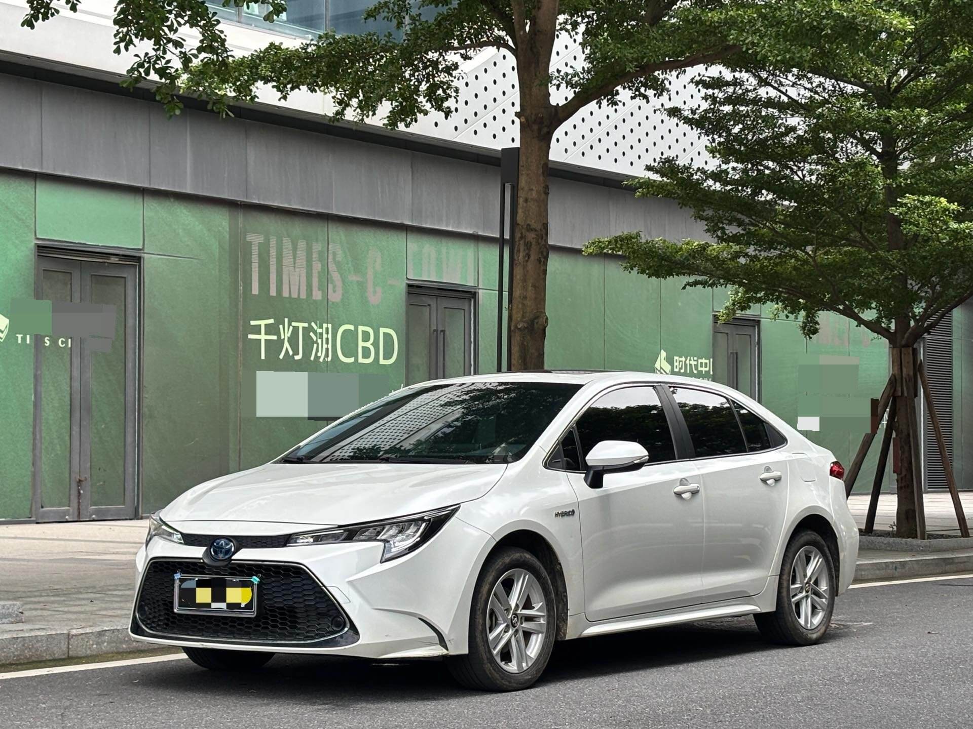 2022 Levin Hybrid 1.8H CVT Luxury Edition