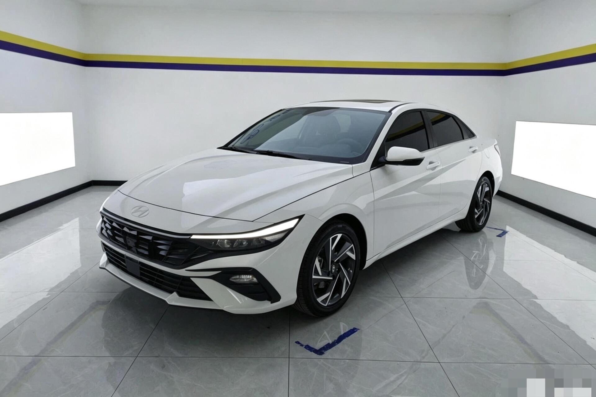 2023 Elantra-Sedan 1.5 CVT GLX Elite Edition