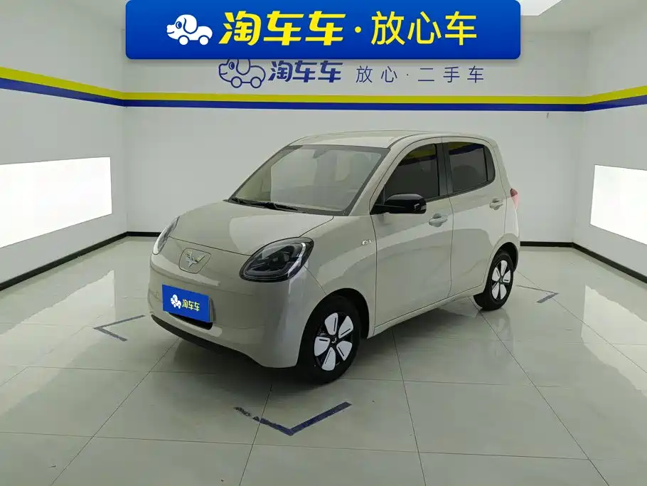 2025 Wuling Hongguang MINIEV 4-Door Advanced